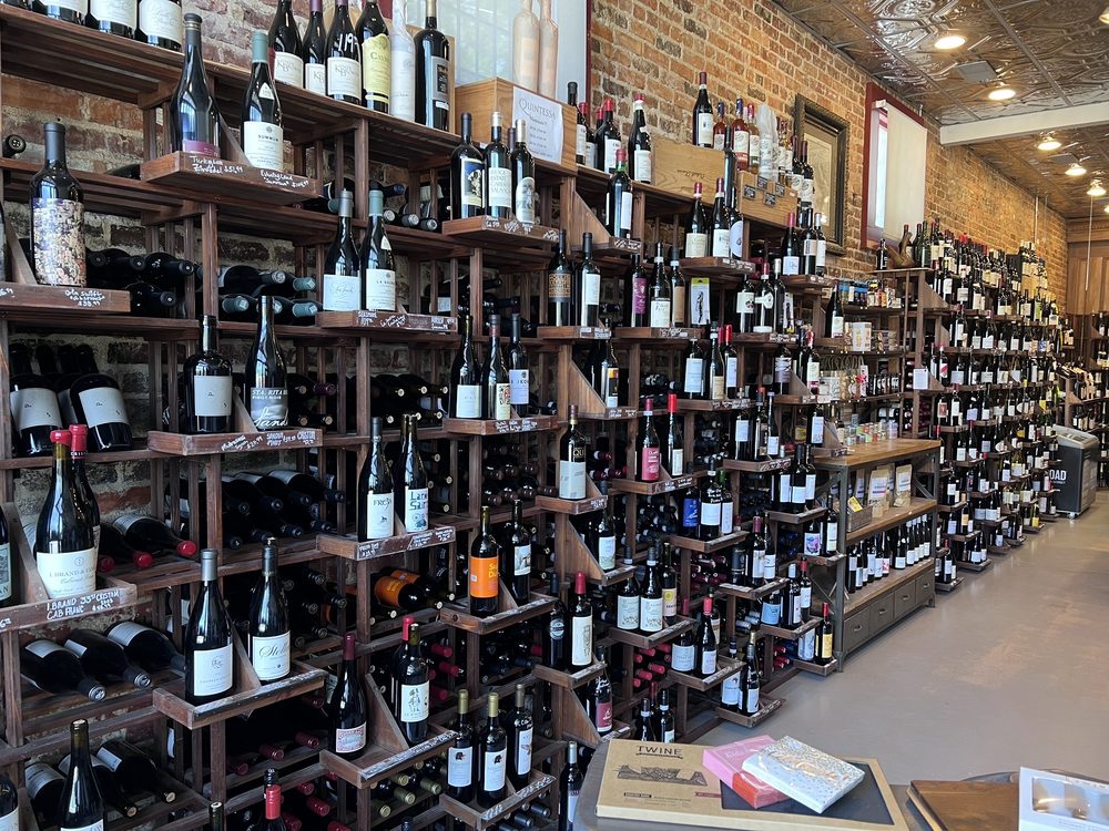 WAHOO WINE AND PROVISIONS Updated September 2024 18 Reviews 1036