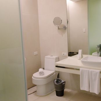 Astoria Boracay - Bathroom - Hotels Near Me - Aklan, AKL Astoria Boracay - Bathroom - Hotels Near Me - Aklan, AKL