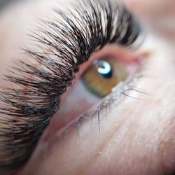 Blu Skies Salon - Classic, Volume, Hybrid, & Colored Lash Extensions in Springfield, MO - Blu Skies Salon