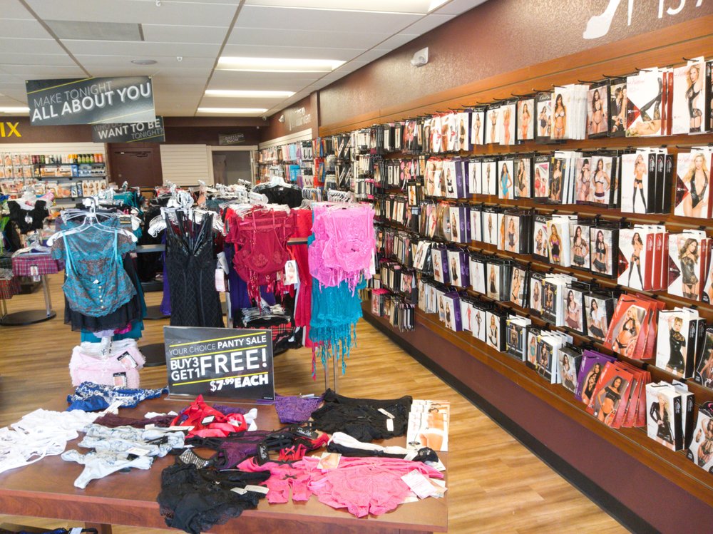 ROMANTIX Updated November 2024 51 Photos & 61 Reviews 3147 N San