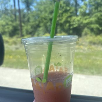 Salad and Go - Frozen strawberry lemonade - Salad Near Me - Magnolia, Texas