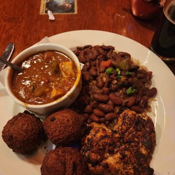 Buzzard Billy's - Seafood combo - American Near Me - La Crosse, Wisconsin