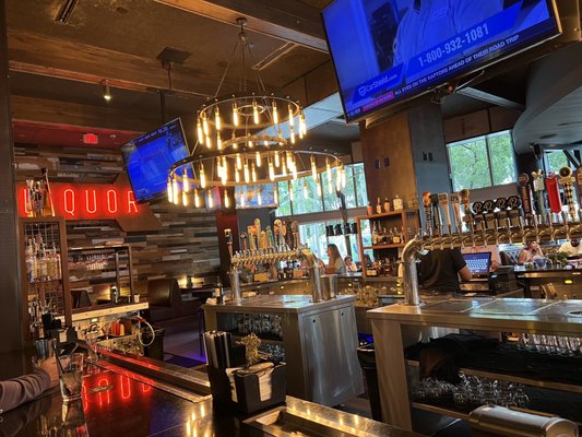 Apeiro Kitchen & Bar by null