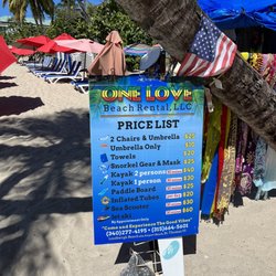 Lindbergh Bay Beach - This stall is close to the emerald. But I didn't rent any. Didn't need to.