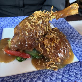 Yum Yum Too - Thai Near Me - New York, New York