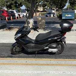 2 Wheels Deluxe - Motorcycle