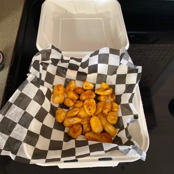 Big Al's Pizza - This picture doesn't do justice but this is one sad excuse of 8.99 Cheese Curds - Pizza Near Me - La Crosse, Wisconsin Big Al's Pizza - This picture doesn't do justice but this is one sad excuse of 8.99 Cheese Curds - Pizza Near Me - La Crosse, Wisconsin