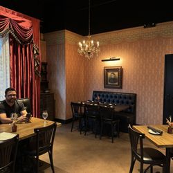 Dry Diggings Distillery - This picture shows some of the decor choices for the restaurant.