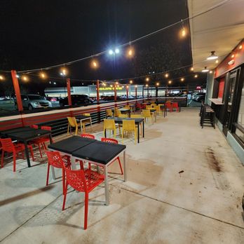 Pupatella - Outdoor seating - Pizza Near Me - Chantilly, Virginia