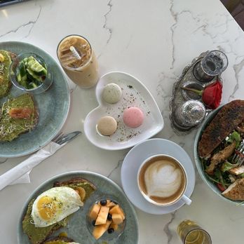 Utopia Caffe - Breakfast & Brunch Near Me - Tustin, California