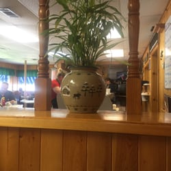 Spicy's - Nice clean place to eat.