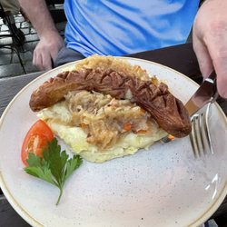 Freiberger Schankhaus - Bratwurst and mashed potatoes
