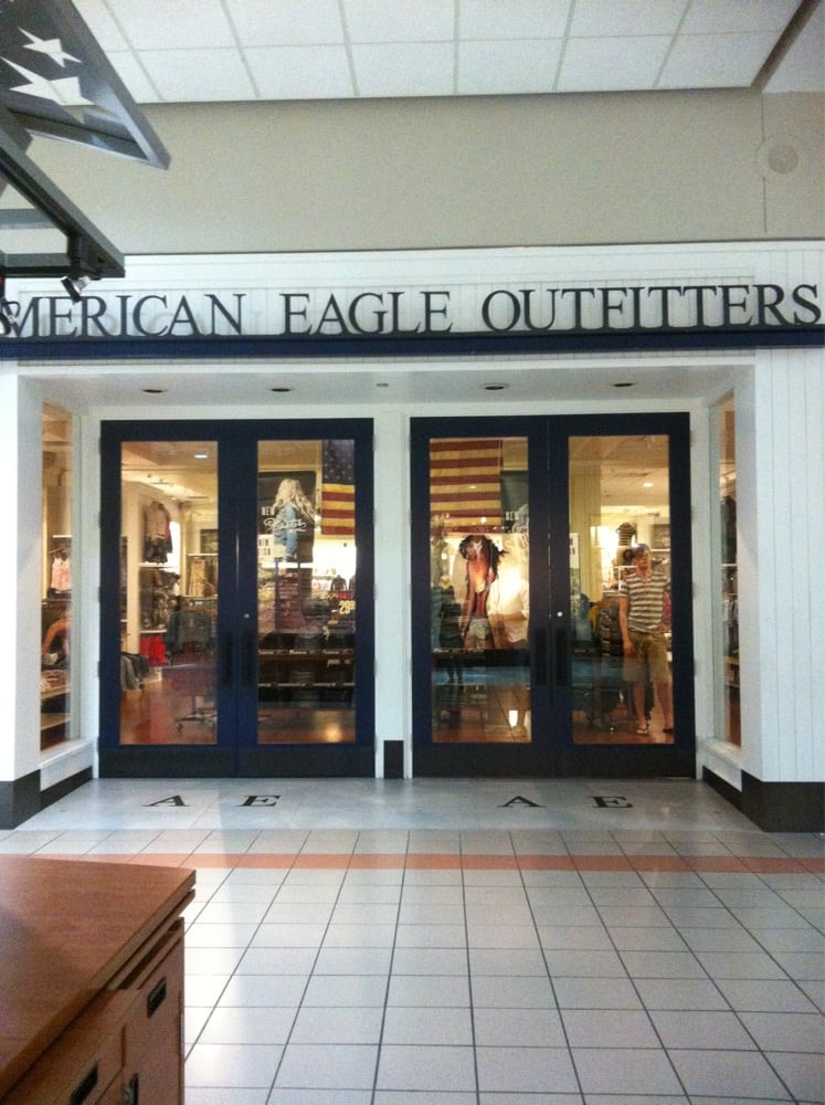 AMERICAN EAGLE OUTFITTERS Updated April 2024 6001 W Waco Dr, Waco