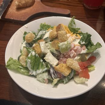 LongHorn Steakhouse - House Mixed Greens Salad - Steakhouses Near Me - Conyers, Georgia LongHorn Steakhouse - House Mixed Greens Salad - Steakhouses Near Me - Conyers, Georgia