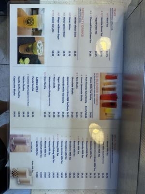 Volcano Tea House Aurora by null