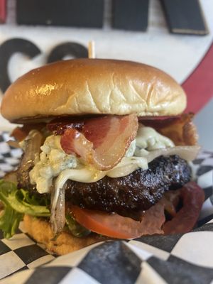 Mason Jar Brews and Burgers by null