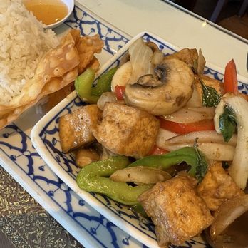 President Thai - Basil tofu - Thai Near Me - Pasadena, California President Thai - Basil tofu - Thai Near Me - Pasadena, California