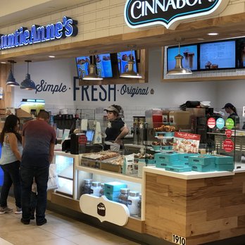 Auntie Anne's - Auntie Anne's and Cinnabon - Pretzels Near Me - Fort Myers, Florida Auntie Anne's - Auntie Anne's and Cinnabon - Pretzels Near Me - Fort Myers, Florida