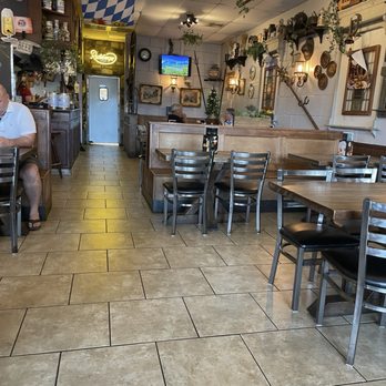 Old Castle Restaurant - German Near Me - Ruskin, Florida