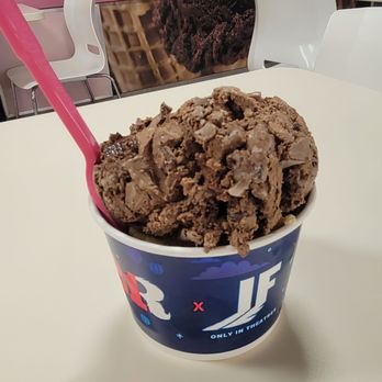 Baskin Robbins - Chocolate and Jamoca - Ice Cream & Frozen Yogurt Near Me - Los Gatos, California Baskin Robbins - Chocolate and Jamoca - Ice Cream & Frozen Yogurt Near Me - Los Gatos, California