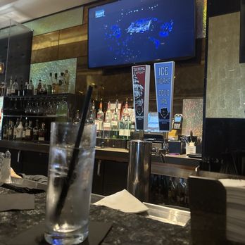 Ruth's Chris Steak House - Bar - Steakhouses Near Me - Tampa, Florida