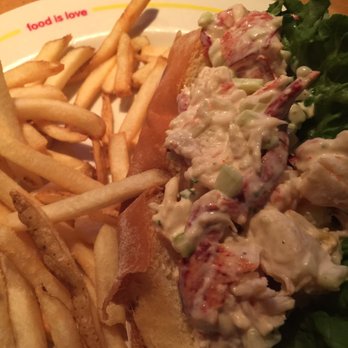 Summer Shack - Boston - Lobster roll - Seafood Near Me - Boston, Massachusetts