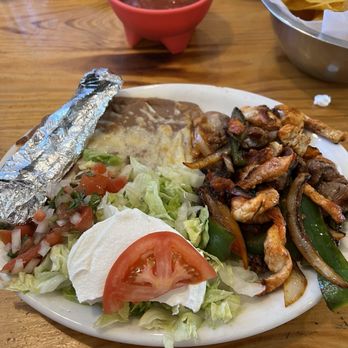 El Cabo - Lunch fajita, chicken and steak - Mexican Near Me - Walnut Cove, North Carolina