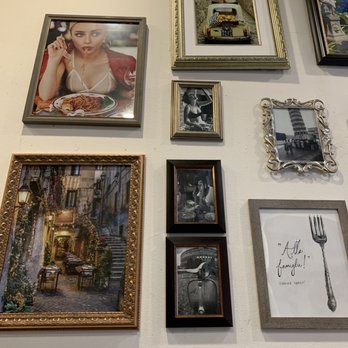 Grafa Pizza - Gallery wall - Pizza Near Me - Miami Beach, Florida