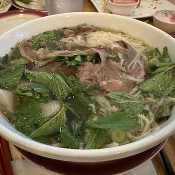 Pho Le Restaurant - Vietnamese Near Me - Boston, Massachusetts
