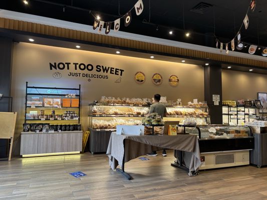 Sunmerry Bakery by null