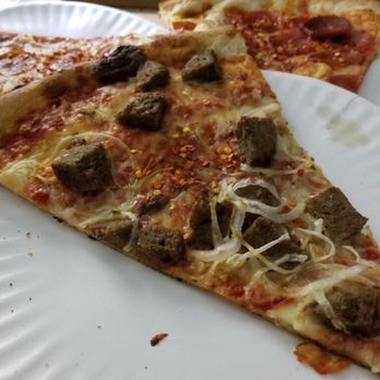 Home Slice Pizza - Meatball and onion pizza (more like onion pizza since the meatball has no flavor lol) - Pizza Near Me - Austin, Texas