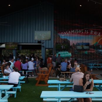 Bouldin Acres - Outdoor vibes on punto. - Barbeque Near Me - Austin, Texas Bouldin Acres - Outdoor vibes on punto. - Barbeque Near Me - Austin, Texas