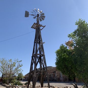 SB Historic Lodge - The windmill lights up at night too! Dim enough that you can still see the stars with little to no light pollution. - Hotels Near Me - Sierra Blanca, Texas SB Historic Lodge - The windmill lights up at night too! Dim enough that you can still see the stars with little to no light pollution. - Hotels Near Me - Sierra Blanca, Texas