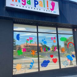 Hiya Pal - Indoor Playspace Cafe for ages 5 and under. We host classes, specials events, playdates and parties.