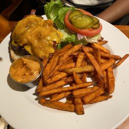 Bacon cheeseburger with sweet potato fries
