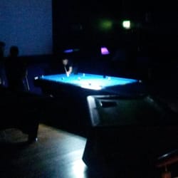 Sportsters Bar & Diner - Pool tables upstairs