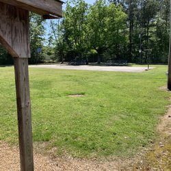Rogers Memorial Park - Basketball court