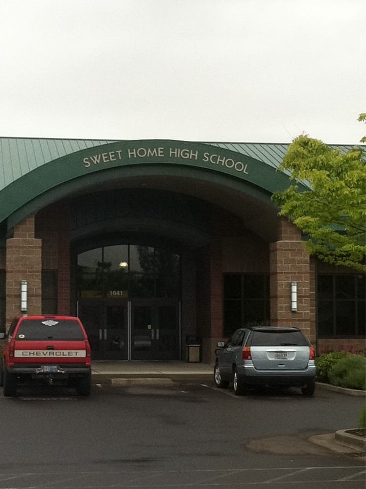 SWEET HOME HIGH SCHOOL 1641 Long St, Sweet Home, Oregon, United States Junior High & High