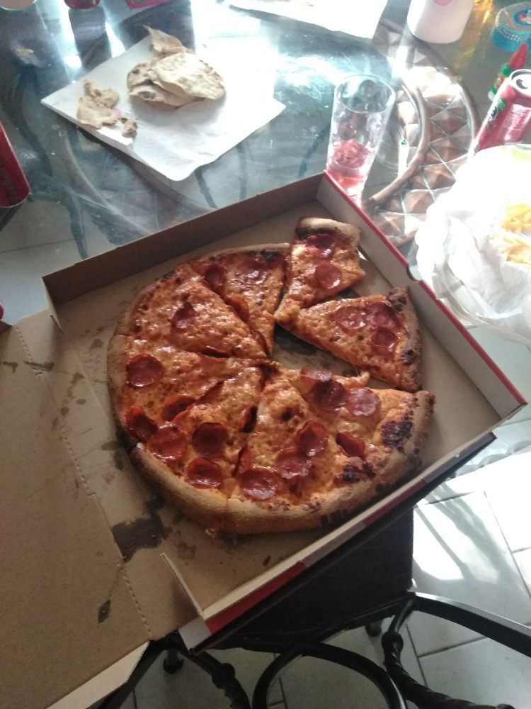 PIZZA PATRÓN 12227 Lake June Rd, Balch Springs, Texas Pizza