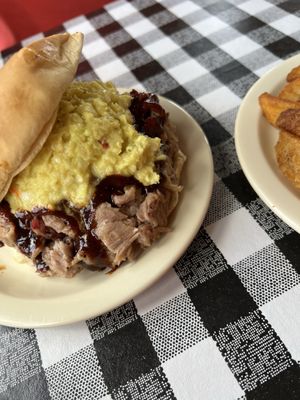 Leonard's Pit Barbecue by null