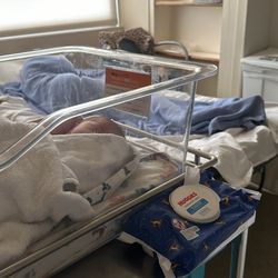 Arus Zograbyan , MD