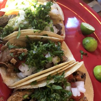 En Su Boca - Four tacos (grilled chicken, pork, steak, and chicken tinga) - Mexican Near Me - Richmond, Virginia