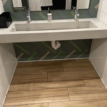 True Food Kitchen - Men's room 102525 - New American Near Me - Tampa, Florida True Food Kitchen - Men's room 102525 - New American Near Me - Tampa, Florida