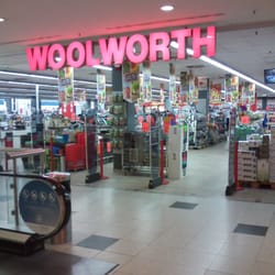 Woolworth - Nicht geschlossen, nur im Haus umgezogen!!