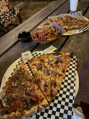 Luigi's Pizzeria - Midtown by null