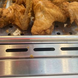 Barbecue section Crispy wings Barbecue section Crispy wings