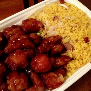 Broadway China Station - D30. General Tso`s Chicken Combo comes with pork fried rice and eggroll ($7.5) - Chinese Near Me - Astoria, New York
