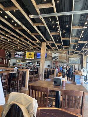 Edley's Bar-B-Que by null