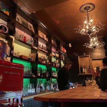 Upstairs Cocktail Bar