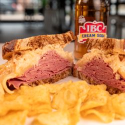 Royal Sandwich Shoppe - The Reuben